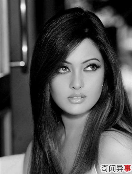 3. Riya Sen ӡŮ櫡ɭ