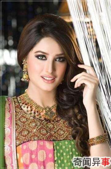 mehwish-hayat-photos-04